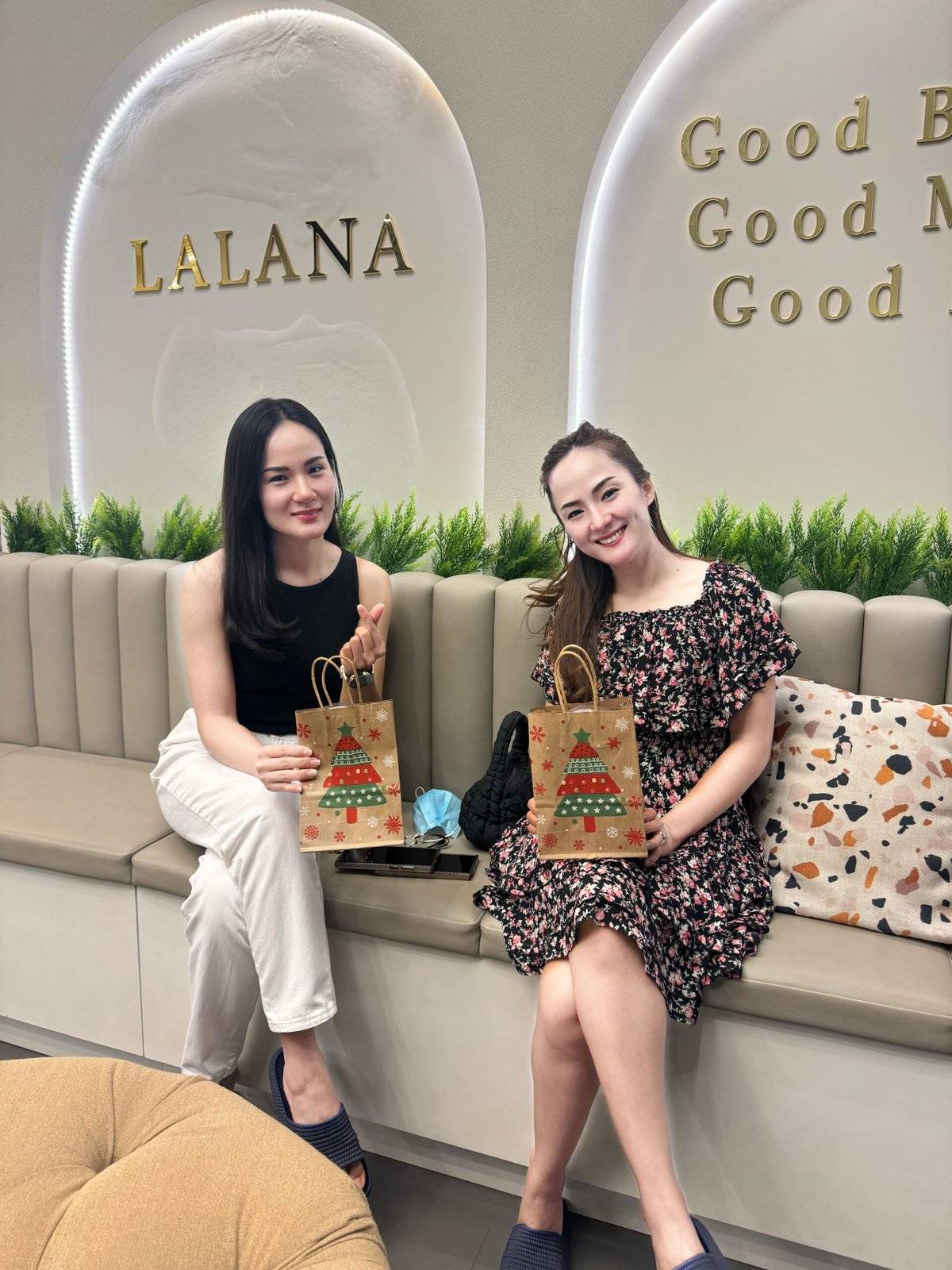 Image gallery marquee